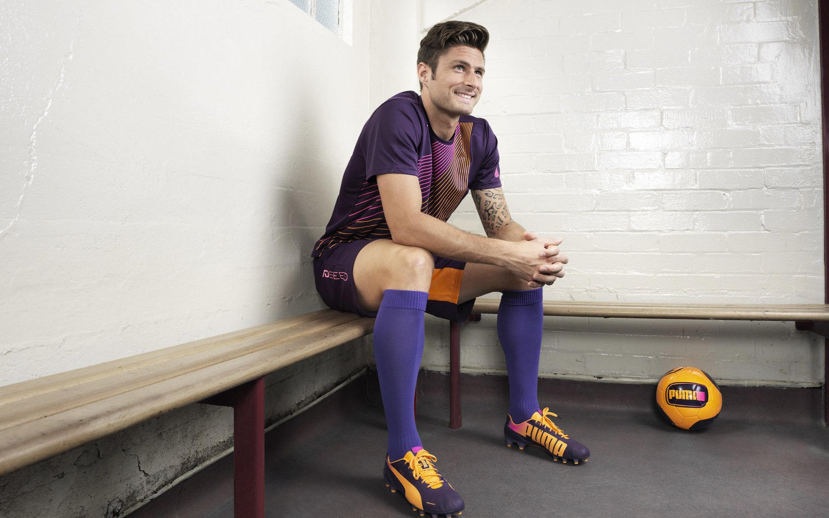 “英超争冠白热化，排名渐趋明朗”，英超 whu